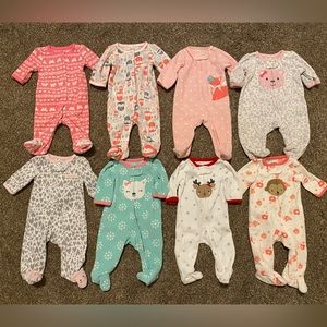 Lot of 8 newborn pajamas